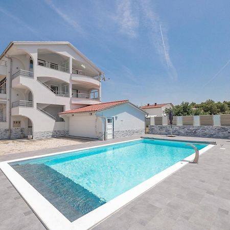 Apartments Nicola With Private Pool Бибинье Экстерьер фото