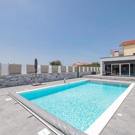 Apartments Nicola With Private Pool Бибинье Экстерьер фото
